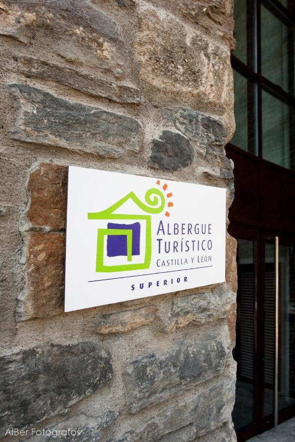 Albergue Francisco Giner De Los Rios Villablino Exterior photo