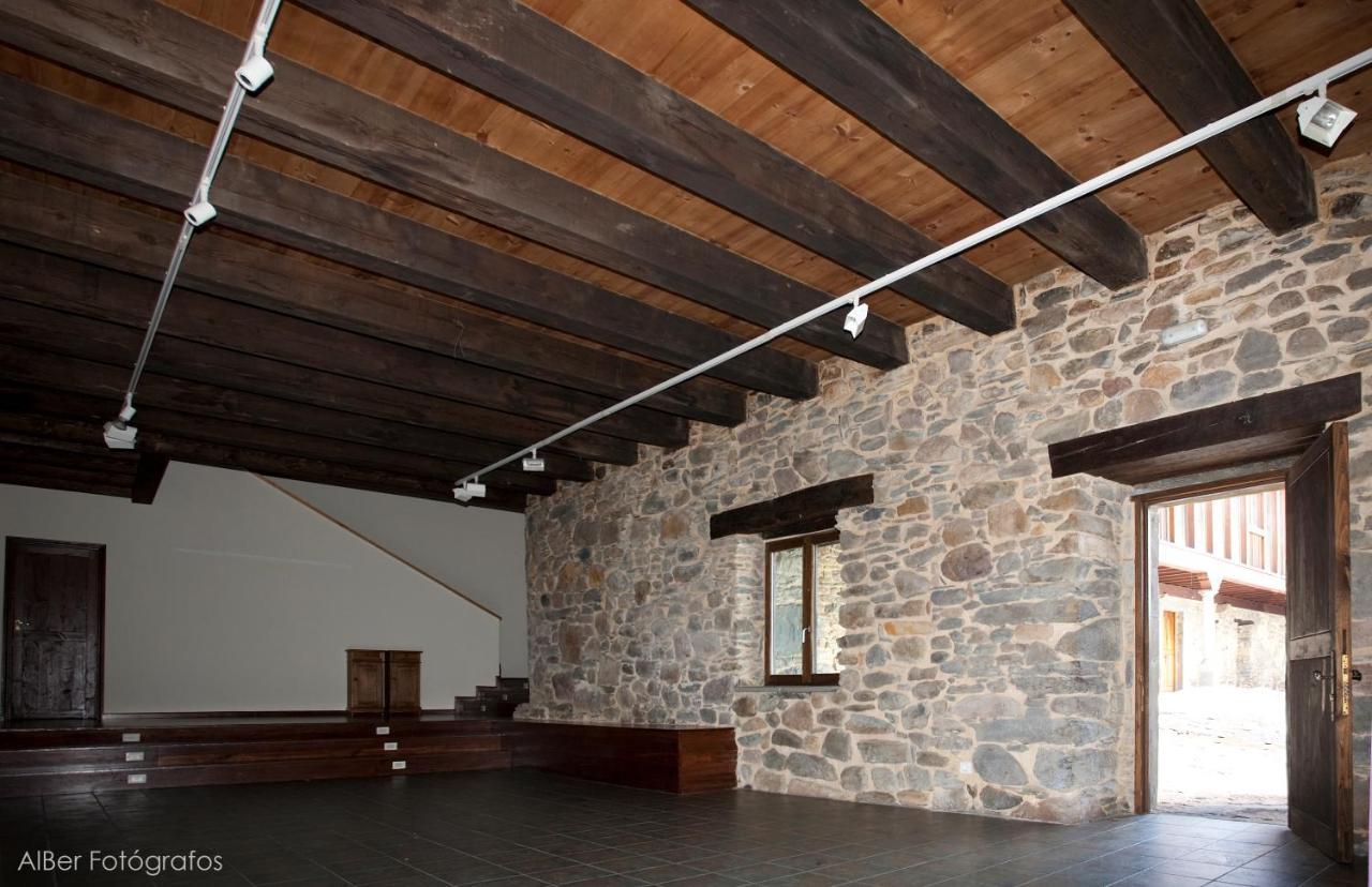 Albergue Francisco Giner De Los Rios Villablino Exterior photo